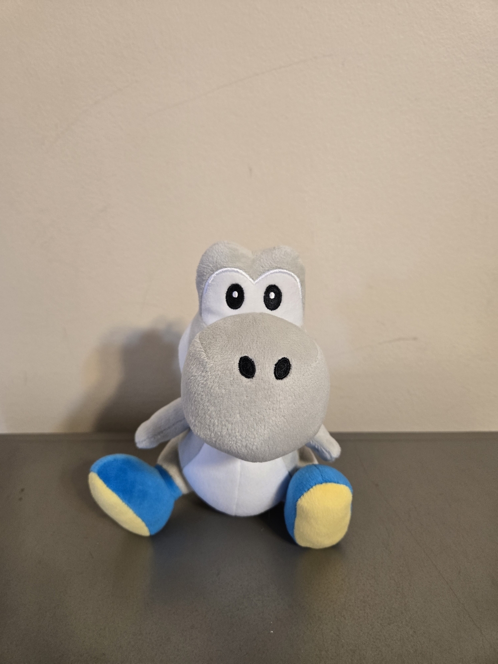 Nintendo Little Buddy Super Mario All Star Collection Grey Yoshi 7.5" Plush Toy